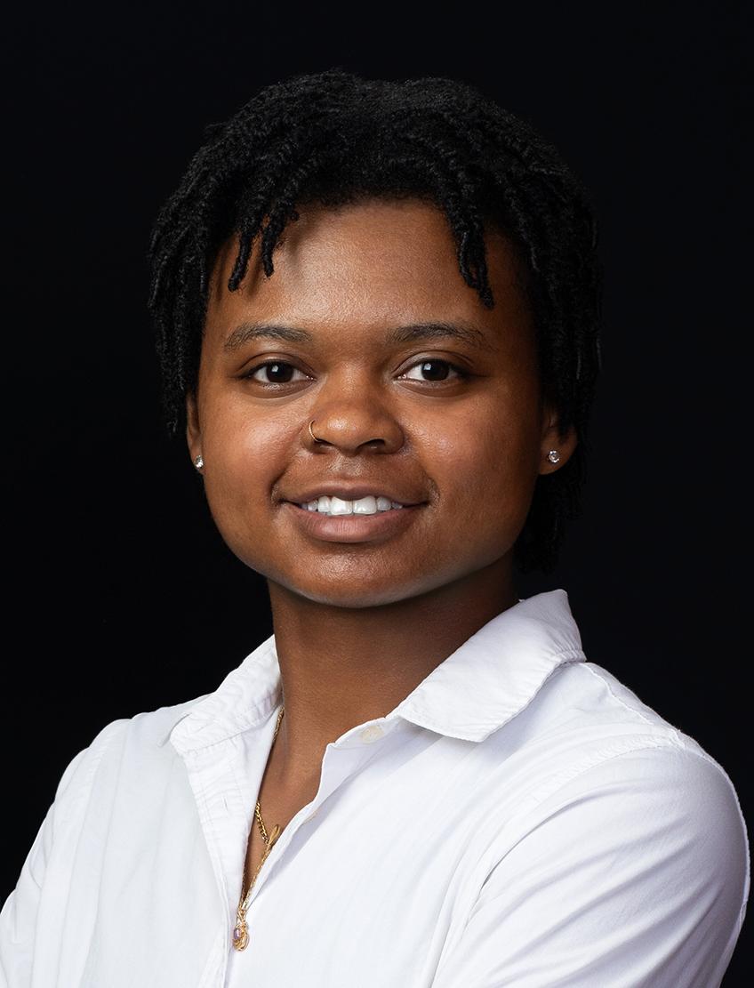 Emma Gordon's headshot